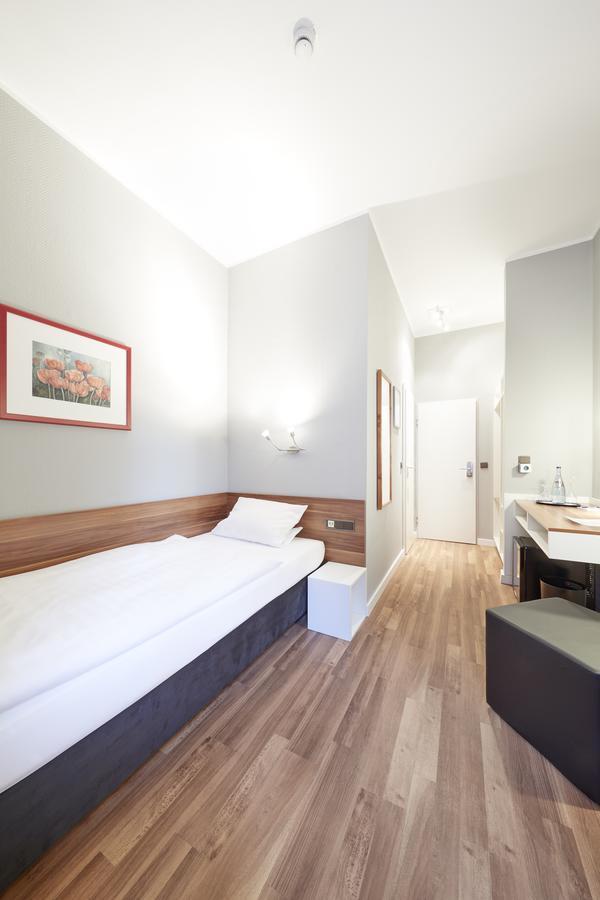 Hotel Bremer Tor Штур Екстер'єр фото