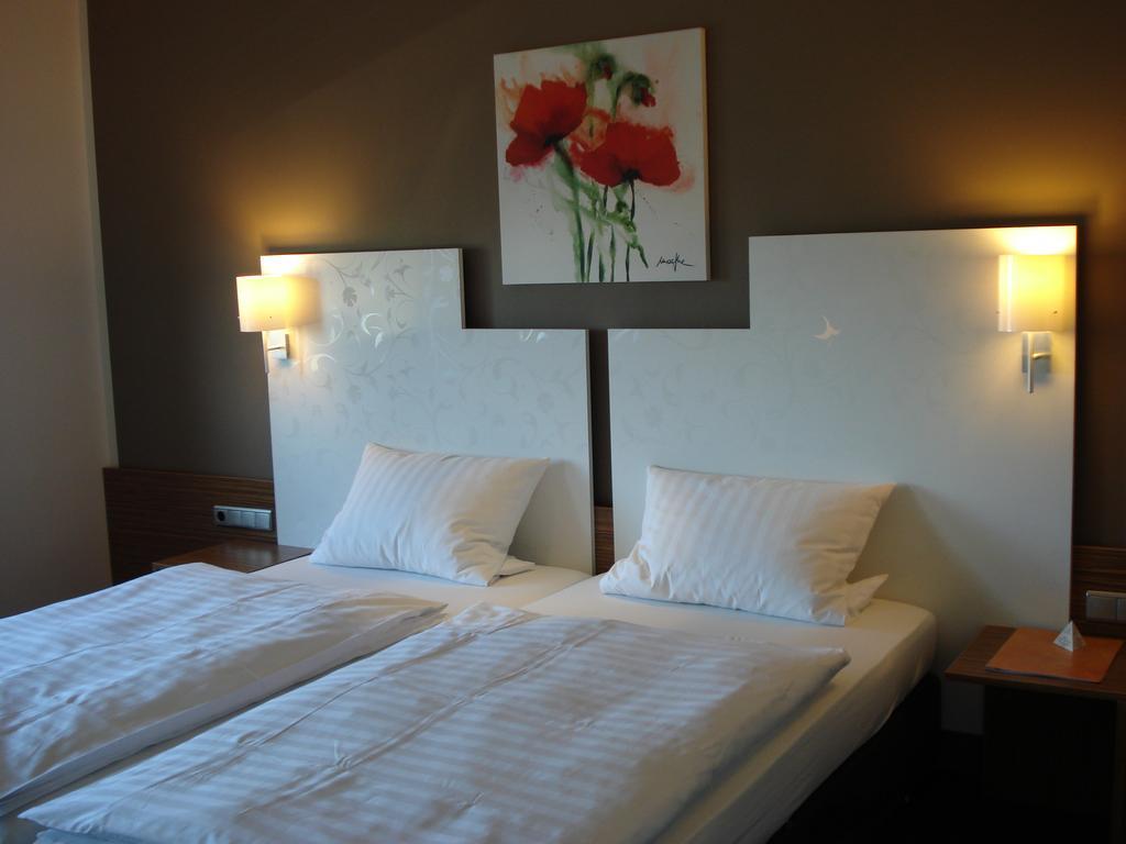Hotel Bremer Tor Штур Екстер'єр фото