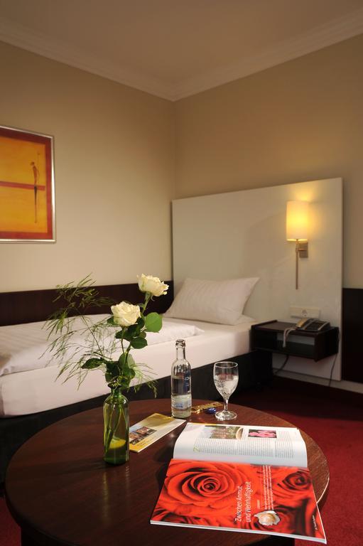 Hotel Bremer Tor Штур Екстер'єр фото